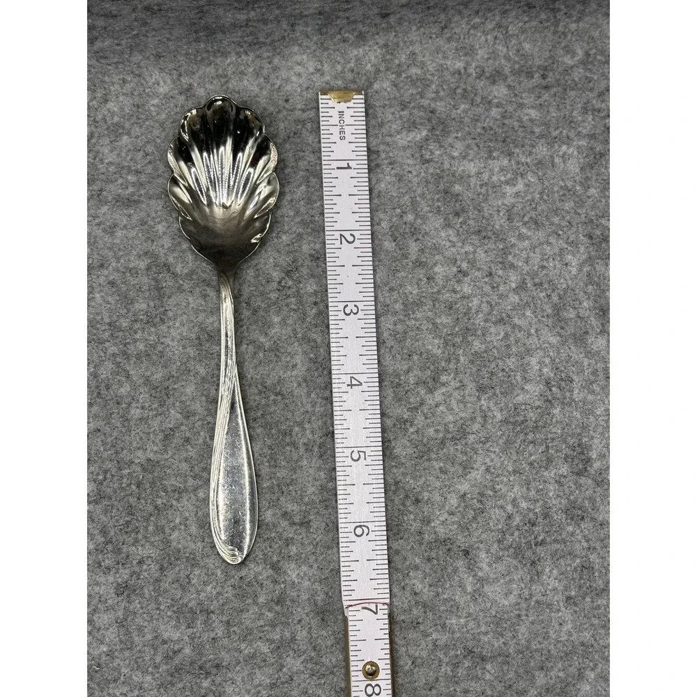 Oneida Silverplate Sugar Shell Spoon Scalloped Bowl Vintage Flatware 6 Inch